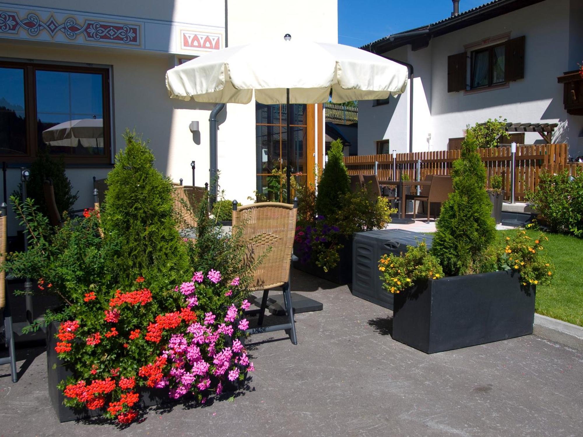 Apart-Hotel Aurora Fiss Extérieur photo