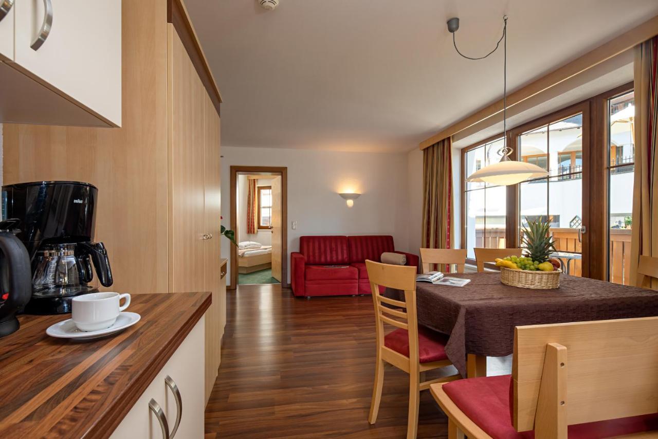 Apart-Hotel Aurora Fiss Extérieur photo